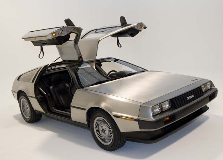 Delorean e suas asas gaivota